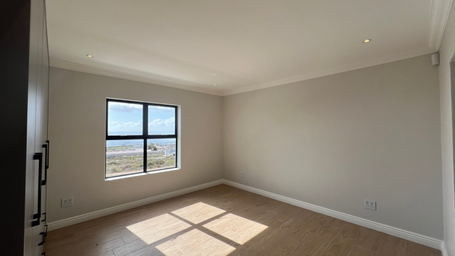 3 Bedroom Property for Sale in St Helena Views Western Cape